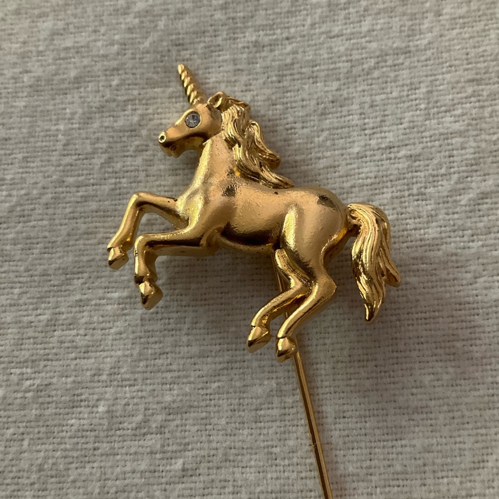 Avon 1998 Vintage New Mythical Unicorn Stick Pin - Picture 4 of 8